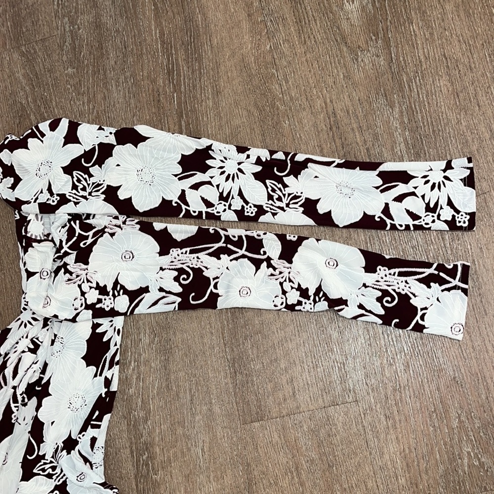Show Me Your Mumu Tyler Tunic Dress ~ in Burgundy Bloom Spandy - Picture 8 of 10